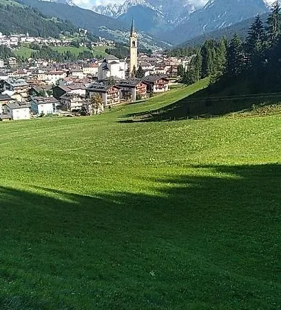 Casa Gialla Sulle Dolomiti A Feriehus *