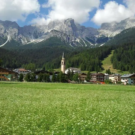 Casa Gialla Sulle Dolomiti A Tatil Evi *